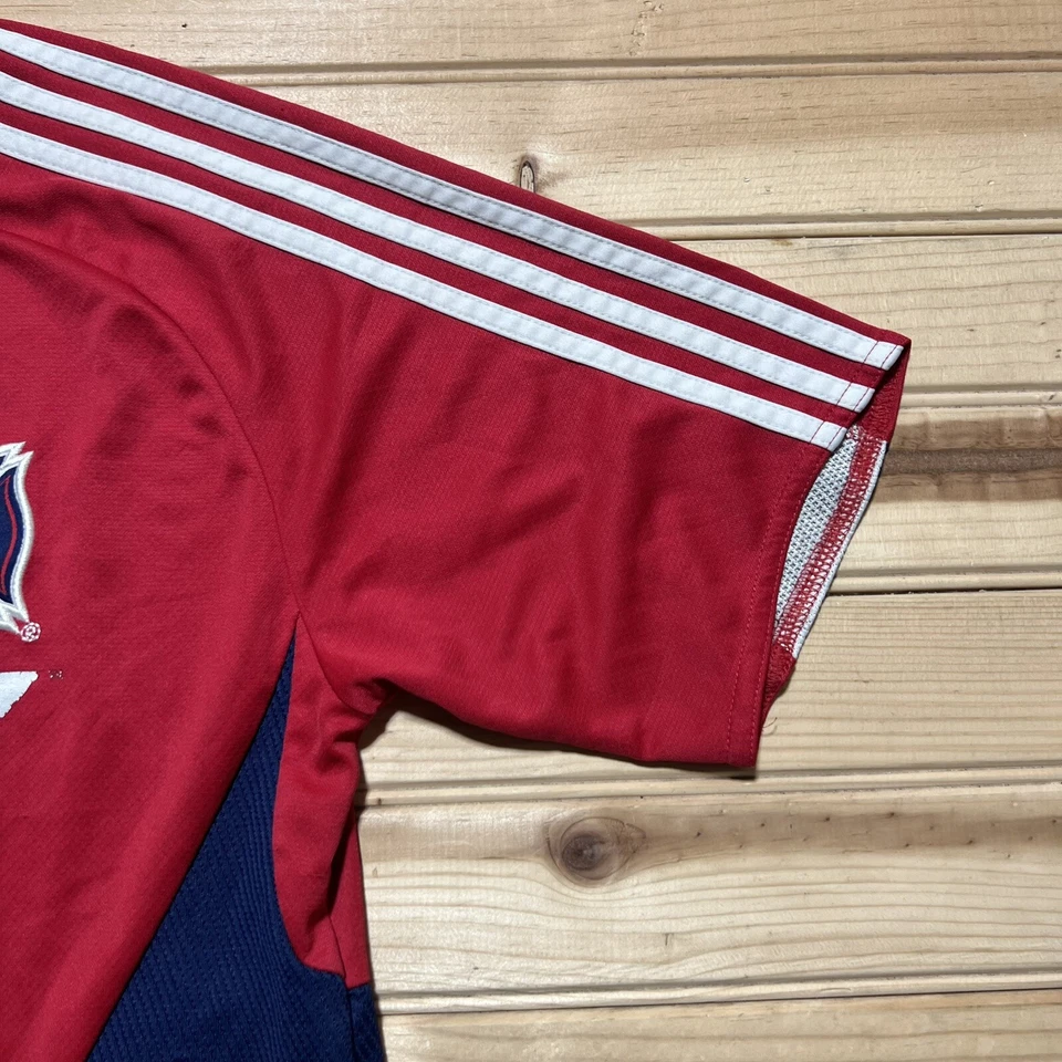 Camiseta deportiva de fútbol Adidas 2008 Chicago Fire Best Buy roja azul MLS talla mediana/grande Foto 4 de 4