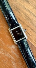 2024 Cartier Tank Must 4322 WSTA0071 Quartz Black Dial Leather 22mm Full Set 2