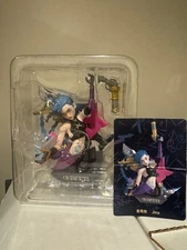 Pop Mart League of legends Arcane Jinx