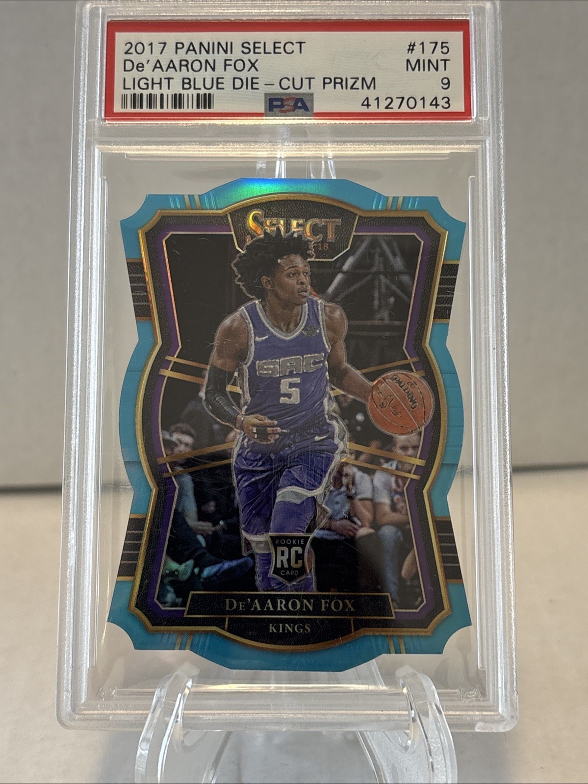 2017-18 Panini Select  Premier Level De'Aaron Fox #Light Blue Prizm Die-Cut /185