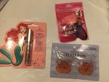 Disney Ariel Shimmer Lip Gloss, Aristocats Reusable Gel Eye Pads kabuki Brush
