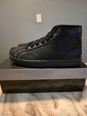 Air Jordan Phly Legend Size 10.5