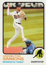 Andrelton Simmons Topps Heritage 2022 Baseball Card #12