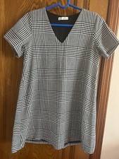 Zara Women Dress Size Small Black/white Plaid TRF Collection Short Sleeve
