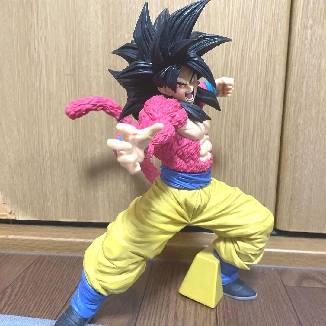 Super Saiyan 4 (SSJ4) Goku Dragon Ball GT - Figures / Figures / Figures and  Merch - Otapedia