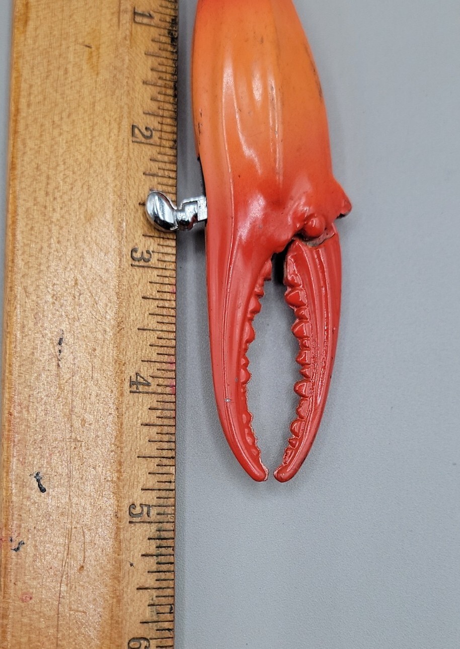Vintage Lobster Crab Claw Cigarette Lighter Red Orange Novelty Collectible 