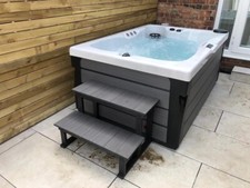 Black Diamond Hot Tub 1 Lounger 2 Seats Gecko Controls 13amp Plug & Play 16 Jets