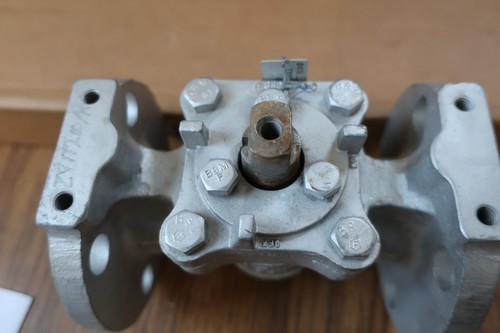 Tufline 067 Plug Valve 1 1/2" valve Class 150 CF8M Used - Picture 4 of 4