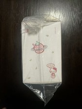 Hello Kitty Polaroid 600 Sanrio Camera White  Pink new