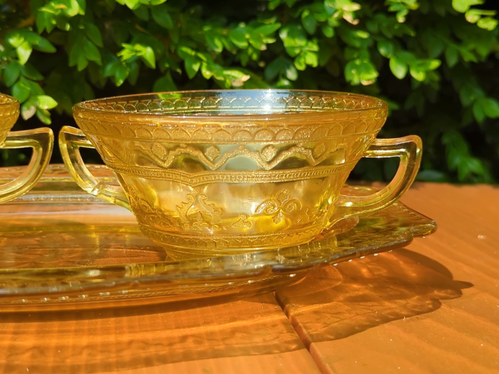 Lot of 3 Federal Patrician Spoke Amber Double Handled Bowl & Platter Depression