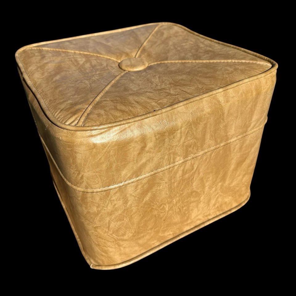 Cubo MCM de colección reposapiés cuadrado otomano Naugahyde vinilo beige marrón Foto 2 de 4