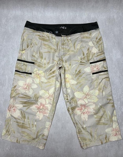 Men Dolce & Gabbana Shorts White 36 / XL / 50