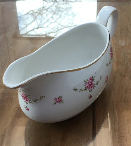 Vintage Sauce/Gravy Boat. Princess Royal Osborne. White Mist. Staffordshire - Picture 8 of 12