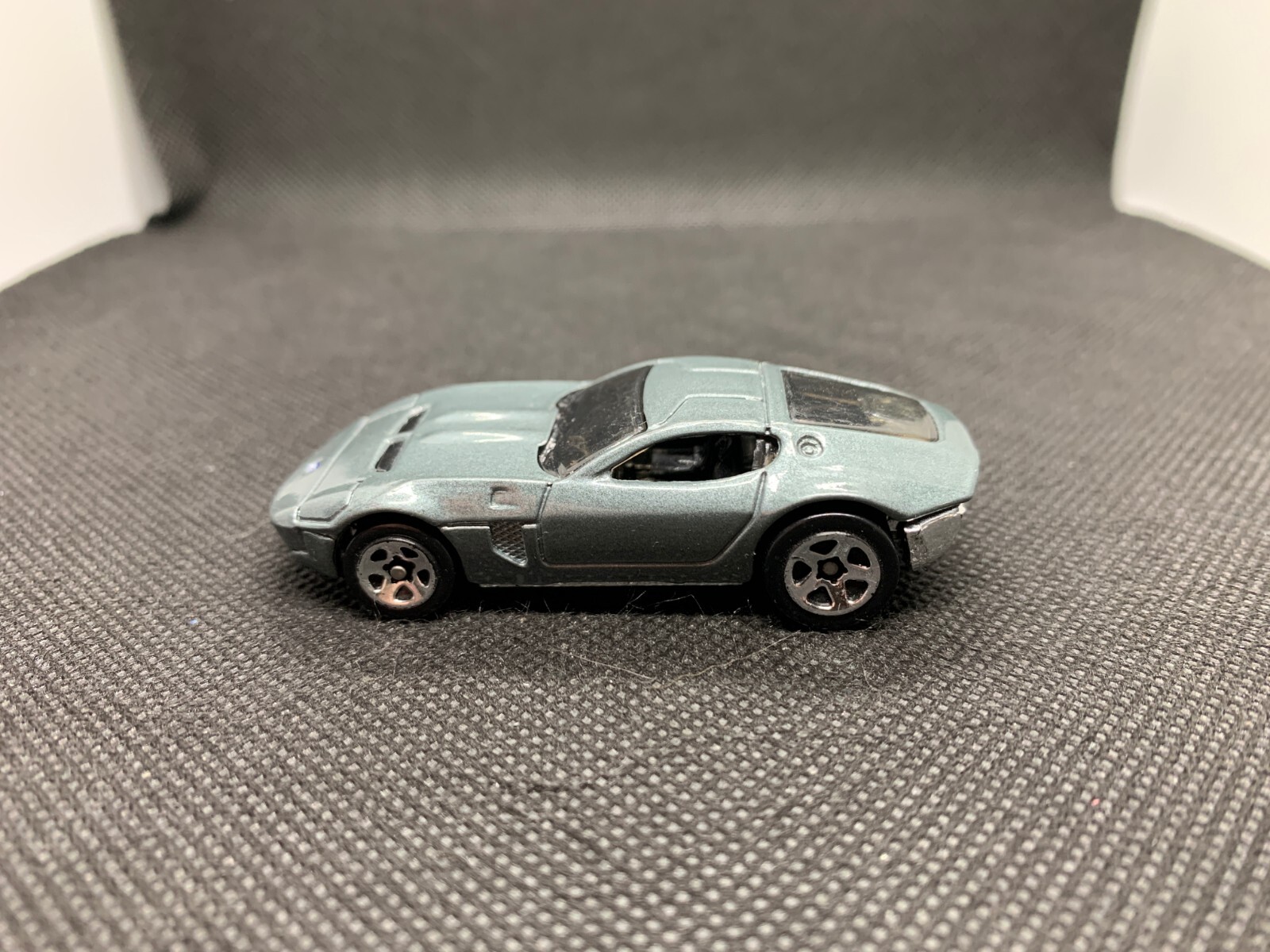 Picture 2 of 4