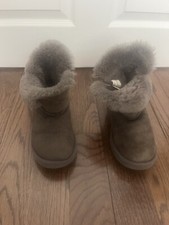 UGG Boots Gray Girls Women's Size 4 USA Mid Ankle F26011I