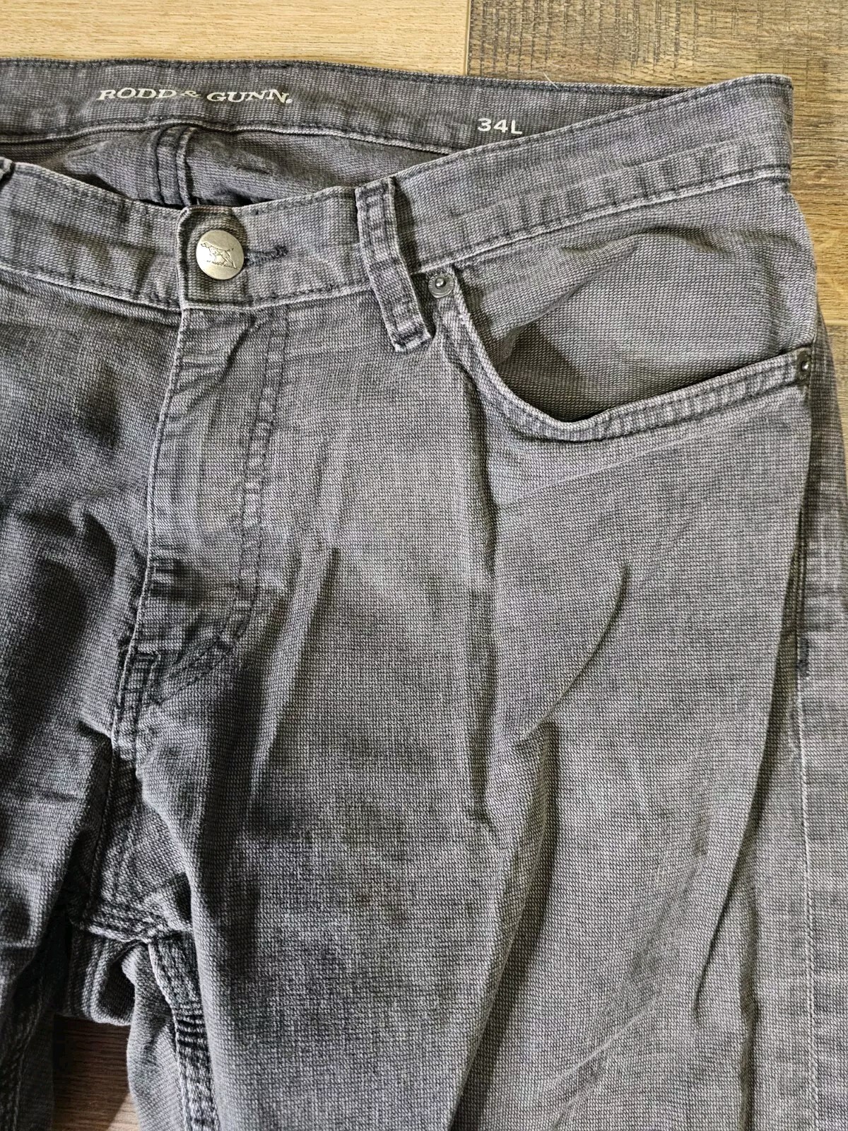 Picture 3 of 9