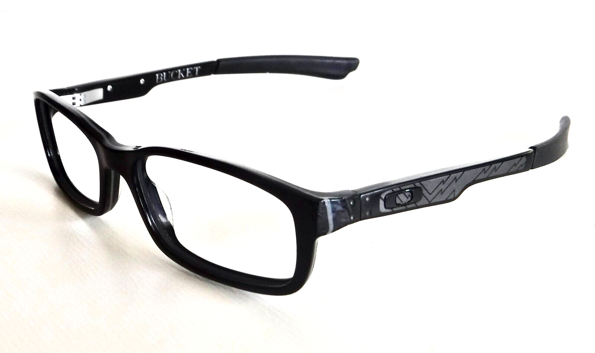 Oakley スタッズ付き金属ボックス 1995年刻印 Oakley スタッズ