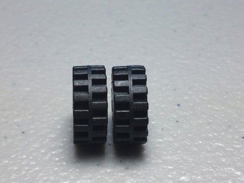 NEW LEGO Light Bluish Gray Wheel 8mm x 6mm with Black Tire 15mm x 6mm (x4) - Picture 5 of 6