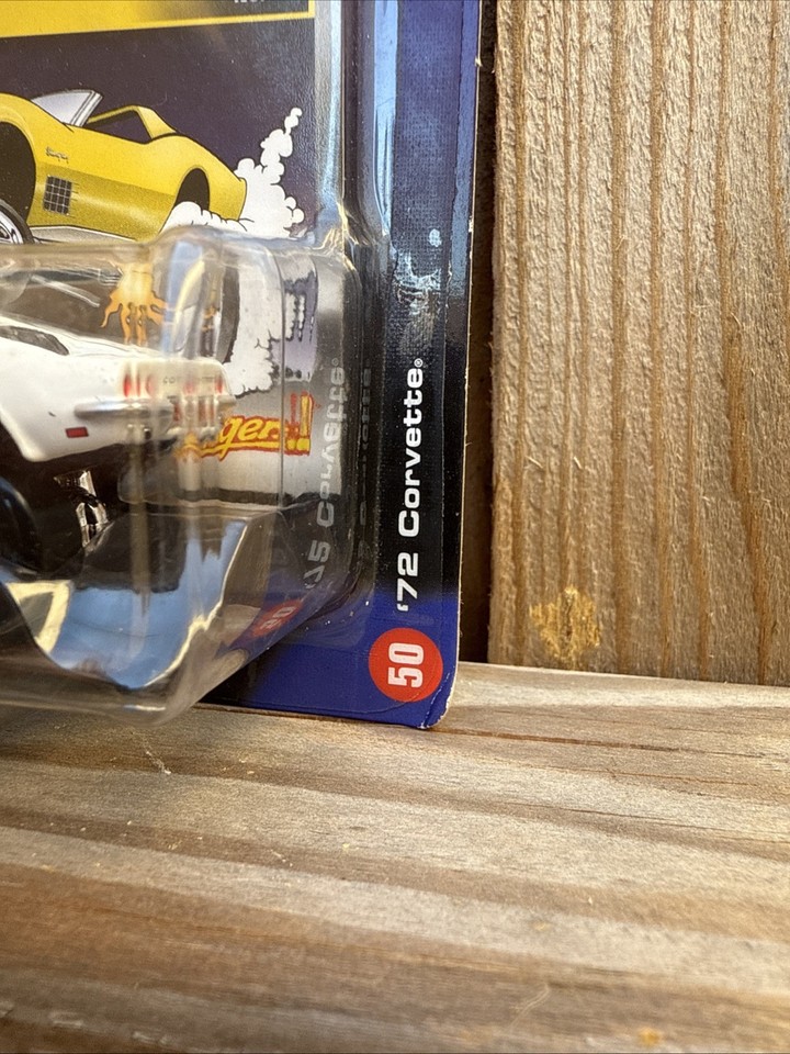 Johnny Lightning - LE White Lightning Chase - Volkswagen Transporter
