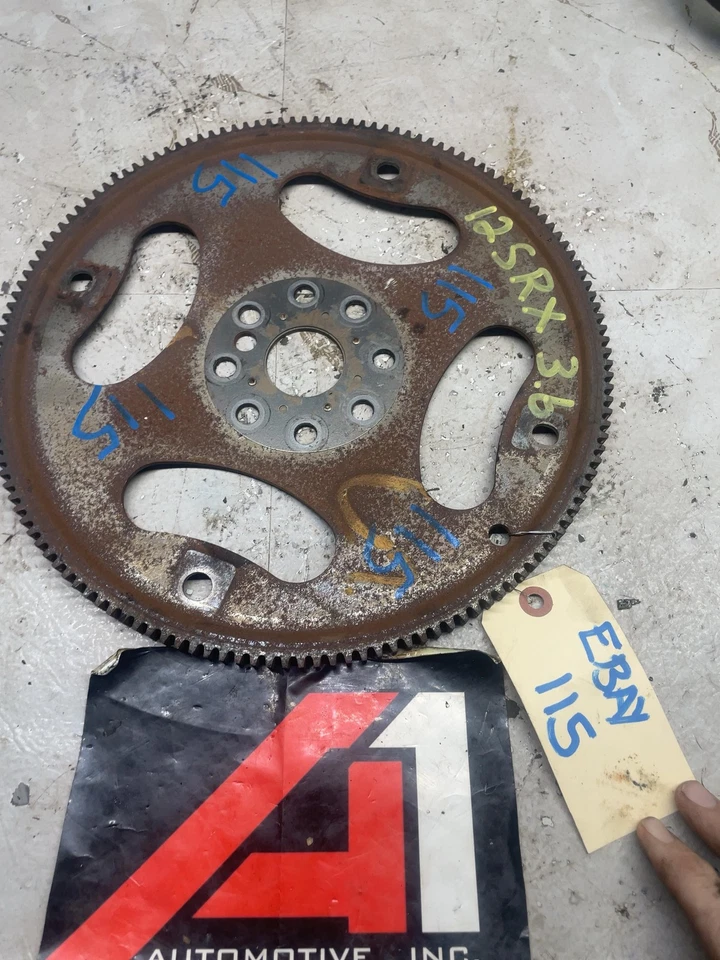 Volante Cadillac SRX 10 11 12 13 14 15 16 Foto 3 de 4