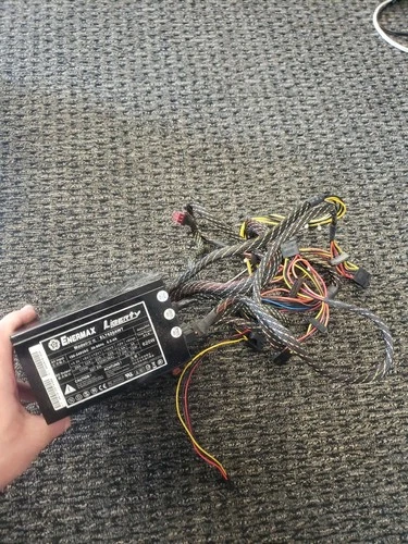 Enermax ELT620AWT Factory Original Power Supply Input 110V- 240V Output 620W MAX