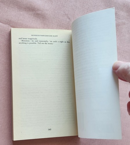 Monsieur Pamplemousse Aloft by Michael Bond, 1989, Paperback - Picture 7 of 12