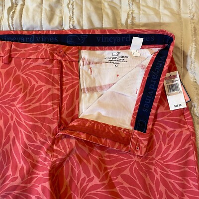 Short Chino Homme Vineyard Vines Taille 42 - Rouge Avec Petits Voiliers - Parfait Pour La Plage