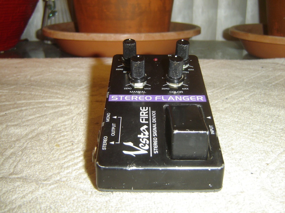 Vesta Fire Stereo Flanger, Vintage Guitar Pedal | eBay.de