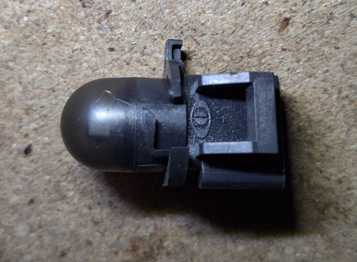 Maserati GranTurismo M145 2008 4.2 V8 Dashboard Sun Light Sensor 0682349 - Picture 7 of 7