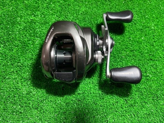 Shimano 20 Metanium Left Baitcasting Reel from japan Shimano 20 Metanium Left Baitcasting Reel from japan