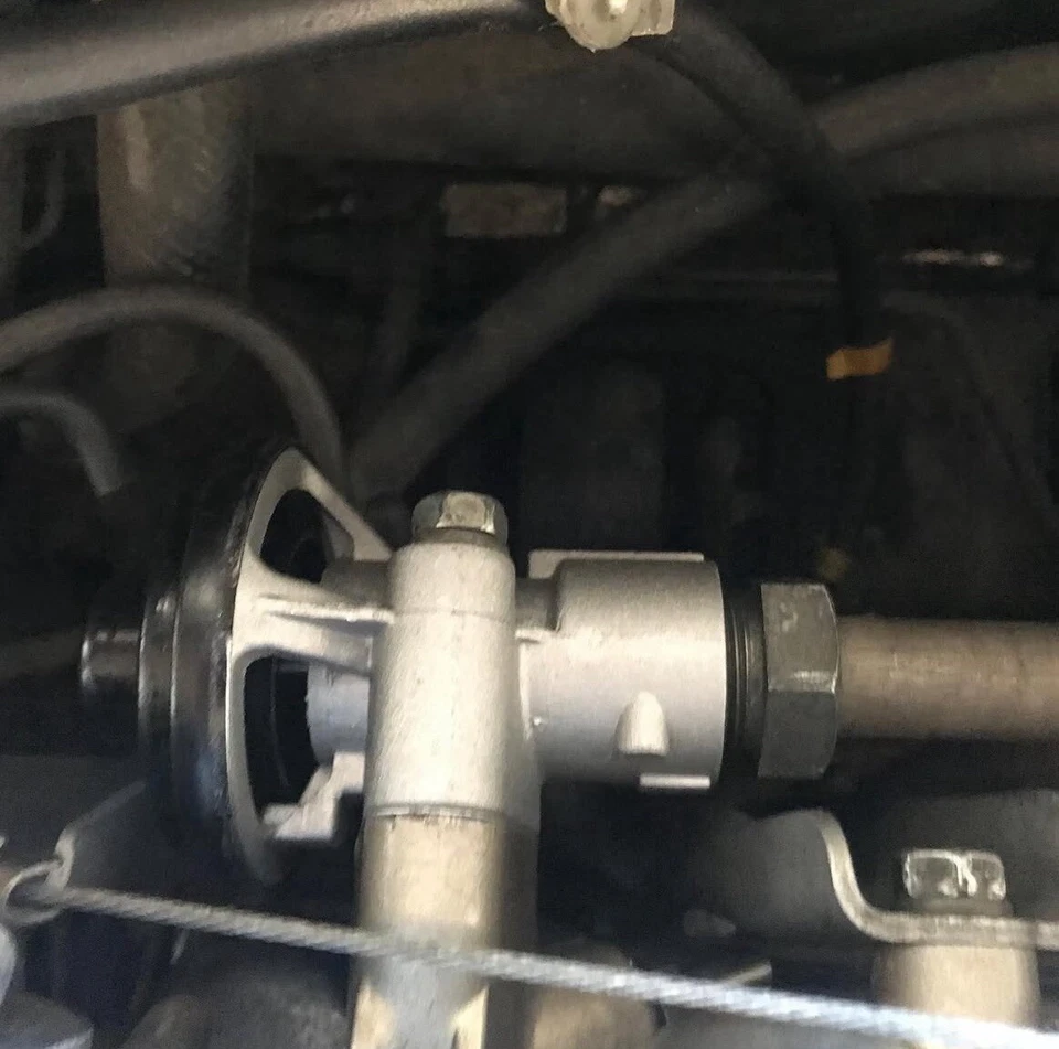 Válvula Egr 3000gt Dodge Stealth  Foto 3 de 4