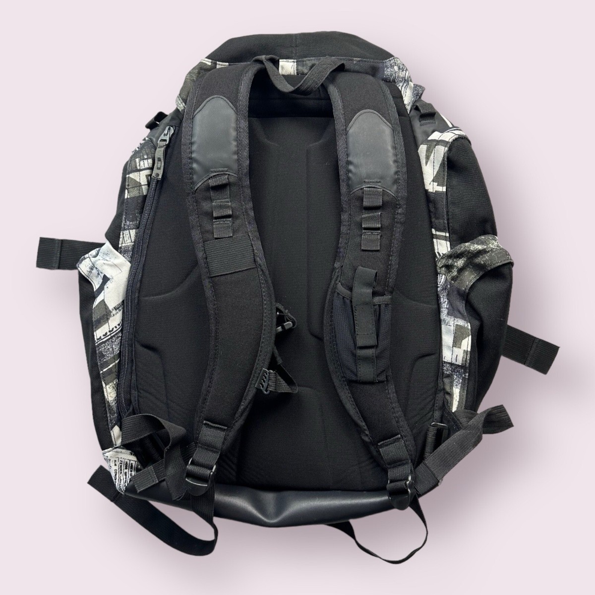 Oakley Surf Pack Tactical Software Backpack Y2K 4.0 Utility Oakley Surf Pack Tactical Software Backpack Y2K 4.0 Utility