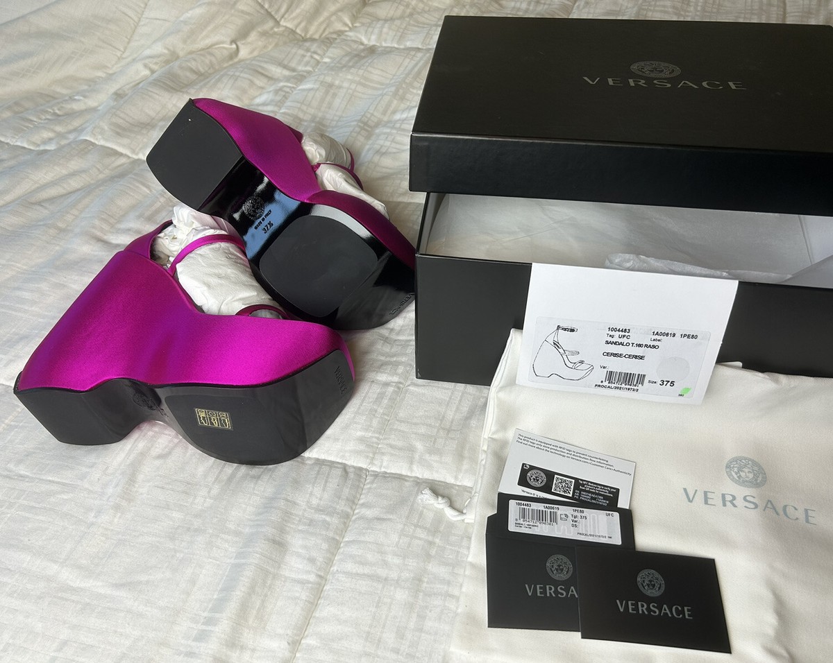 【関税込み】Versace ピンク Triplatform ヒールサンダル Versace 'Triplatform' Heeled Sandals - Women's 36