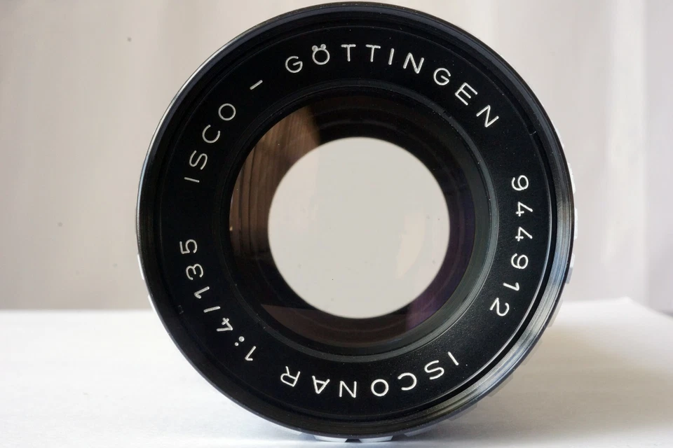 Lente ISCO-Gottingen Isconar 135 mm 1:4 montaje Exakta hecho en Alemania apenas usado Foto 4 de 4