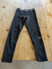 Umbro Pants YOUTH Size MEDIUM 8/10 - Black Base Layer Pants