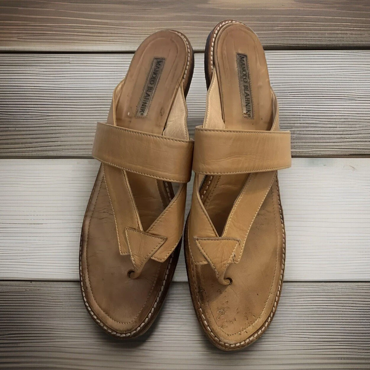 MBT Sandali piatti Manolo Blahnik pelle marrone chiaro Susa infradito misura 39