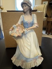Wedgewood Pretty Ribbons Figurine