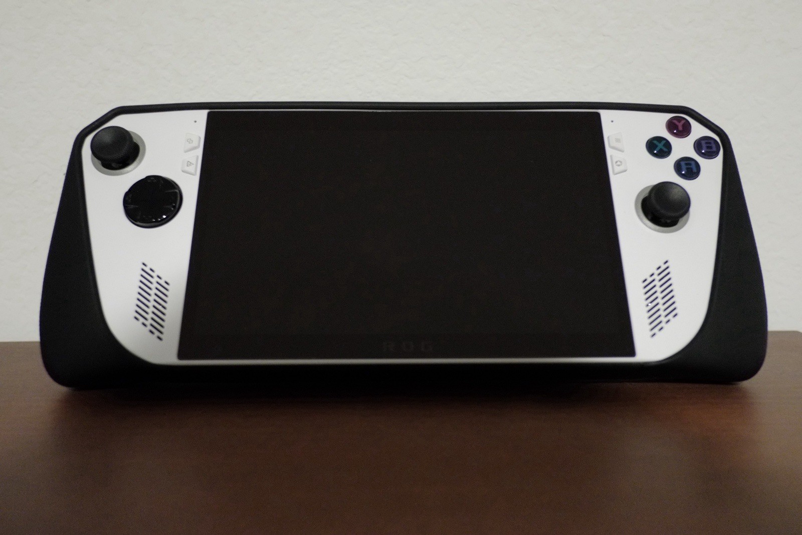 ASUS ROG Ally 7-inch 120Hz FHD Gaming Handheld Z1 Extreme 512GB with Accessories-image