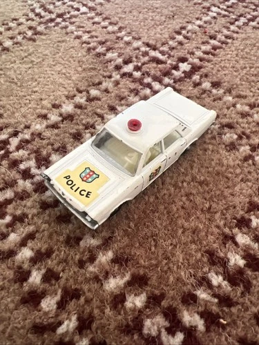Vintage Matchbox Lesney No.55 Diecast 1/64 1965 White Ford Galaxie Police Car