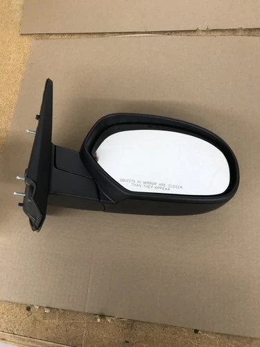 NEW GM OEM RIGHT RH 07-14 CHEVY SILVERADO GMC SIERRA MIRROR 20809978