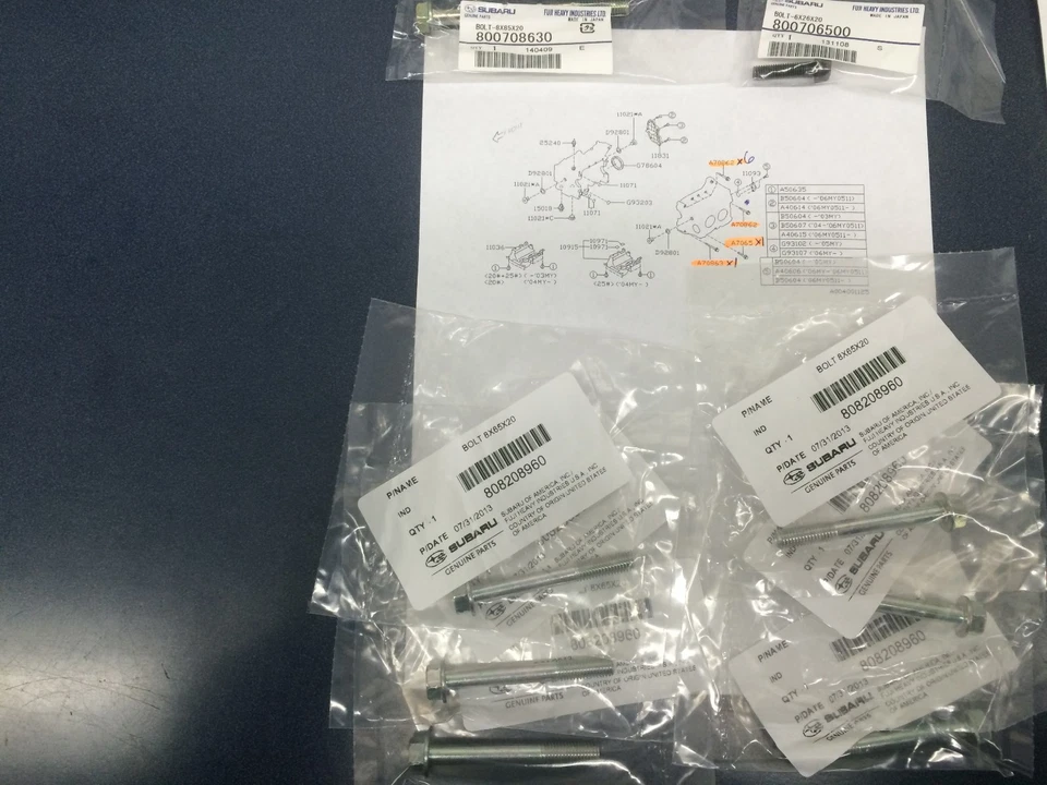 Kit de pernos de bloque principal y estuche genuino Subaru Forester Outback Legacy Turbo y no + Foto 2 de 3