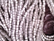 Vtg 1 HANK MATTE PEWTER SILVER 2 HAND CUT GLASS SEED 10/0 BEADS 052912c