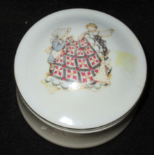 Vintage Holly Hobbie  trinket box dish jewelry box    GR1 .