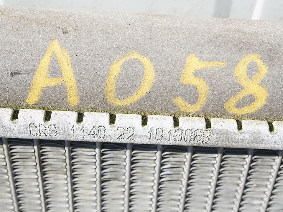 Оригинальный антифризовый передний блок радиатора охлаждения двигателя для Mazda Miata Mt 1990 - 1997 годов выпуска - Изображение 4 из 4