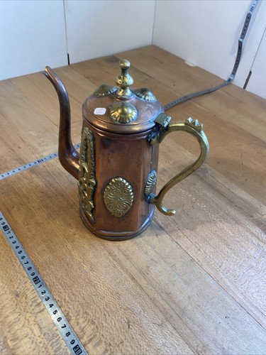 N 1 / Ustensiles de cuisine Ancienne cafetière Marocaine en cuivre et Laiton - Picture 8 of 8