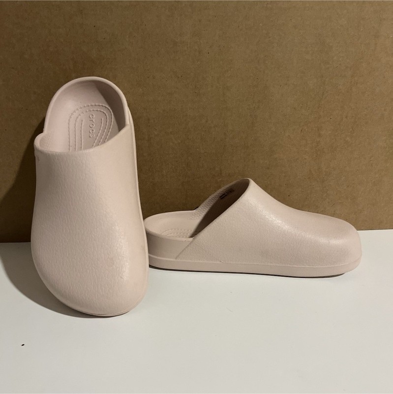 Crocs Women’s Beige Slip-On Clog Sandals, US 6, Solid, Logo Accent