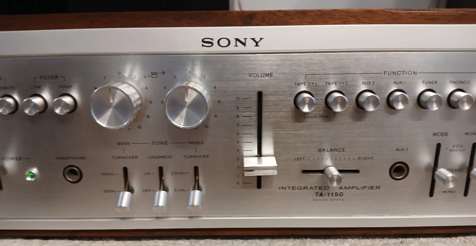 Amplificador estéreo integrado de estado sólido Sony TA-1150 - Funciona ver videos e imágenes Foto 3 de 4