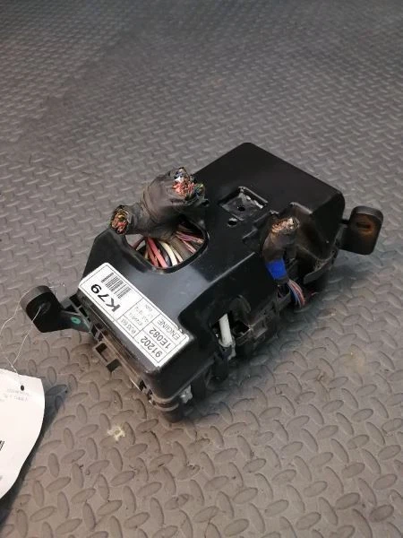 Fuse Box Engine VIN A 4th Digit VQ40DE Fits 05-07 XTERRA 1799598 - Image 4 of 4