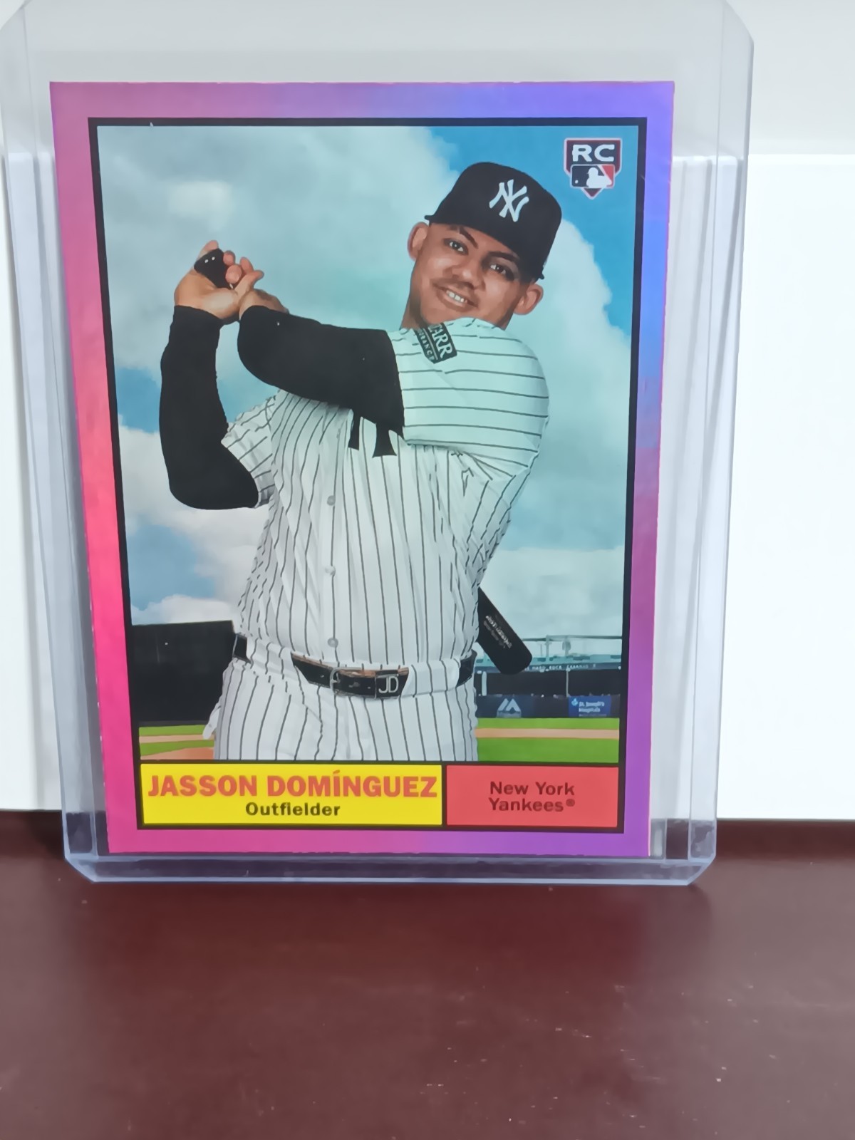 2024 Topps Archives - 1961 Topps Jasson Dominguez #1 Pink Foilboard (RC) Yankees