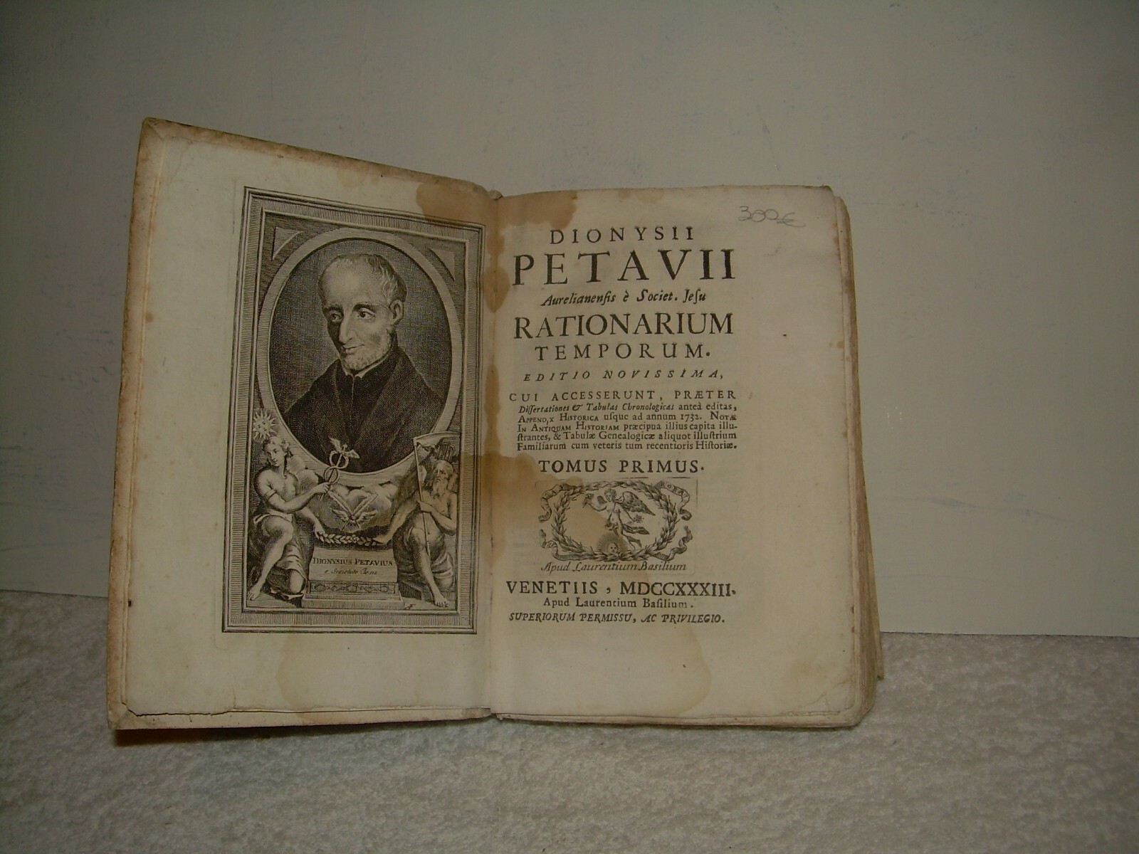 Foto 2 di 2